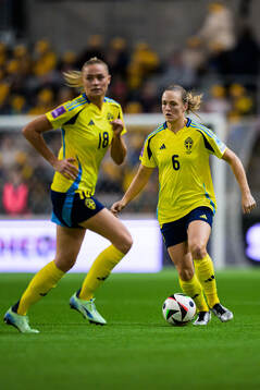 Fridolina Rolfö and Magdalena Eriksson of Sweden