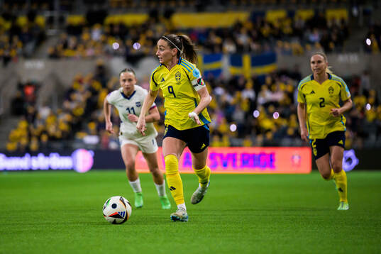 Kosovare Asllani of Sweden