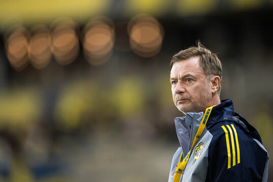 Head coach Peter Gerhardsson of Sweden