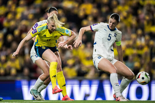 Stina Blackstenius of Sweden scores the 3-0 goal