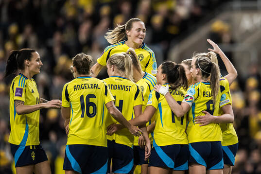 Stina Blackstenius and Magdalena Eriksson of Sweden