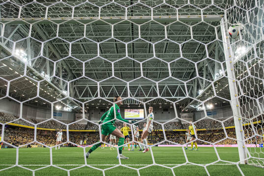 Stina Blackstenius of Sweden scores the 4-0 goal against
