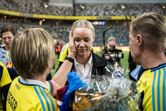 Caroline Seger with her mother Birgitta
