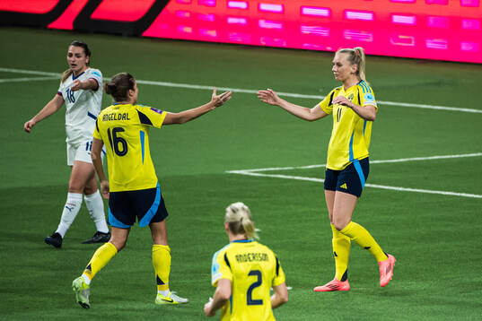 Stina Blackstenius of Sweden celebrating the 3-0 goal