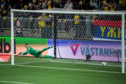 Goalkeeper Sara Cetinja of Serbia