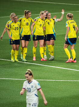Stina Blackstenius and Kosovare Asllani of Sweden