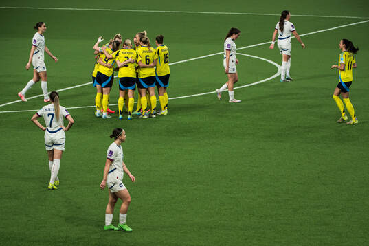 Hanna Bennison of Sweden celebrating the 5-0 goal