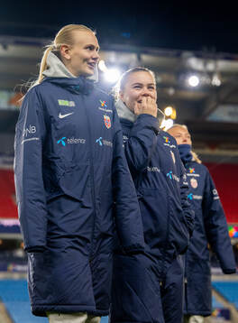Karina Sævik and Olaug Tvedten of Norway