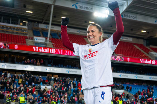 Vilde Bøe Risa of Norway celebrates