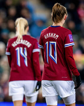 Caroline Graham Hansen and Ada Hegerberg of Norway