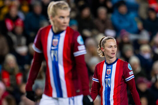 Caroline Graham Hansen and Ada Hegerberg of Norway