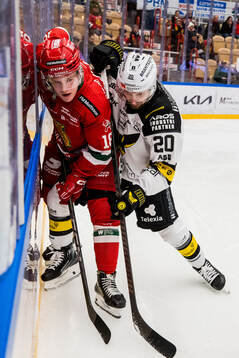 Moras Martin Johnsen och Västerås Erik Flood