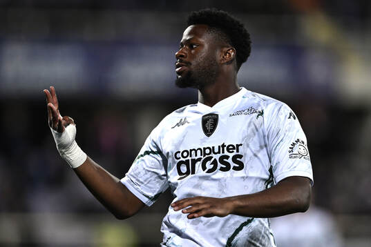 Emmanuel Ekong of Empoli celebrates