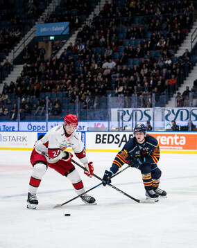 Almtunas Elliot Ekmark och Djurgårdens Victor Eklund