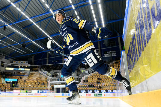 HV71s Jonathan Ang