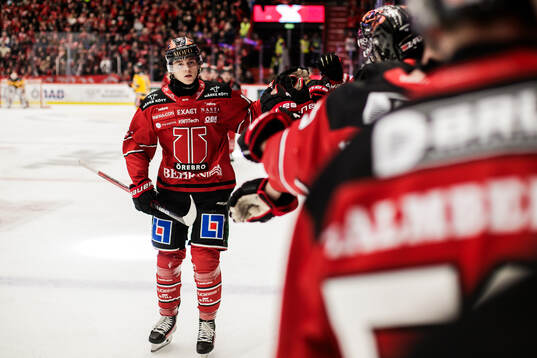 Örebros Noah Steen jublar