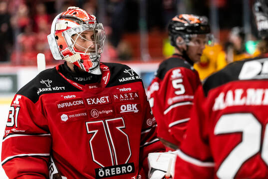 Örebros målvakt Jonas Arntzen deppar