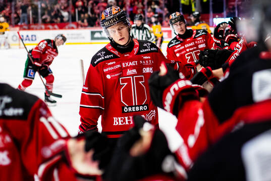Örebros Patrik Puistola jublar vid 2-2