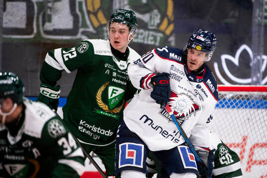 Färjestads Stian Solberg och Linköpings Lance Bouma