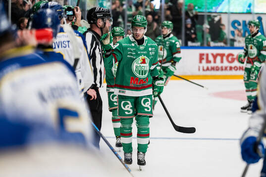 Rögles Filip Johansson jublar