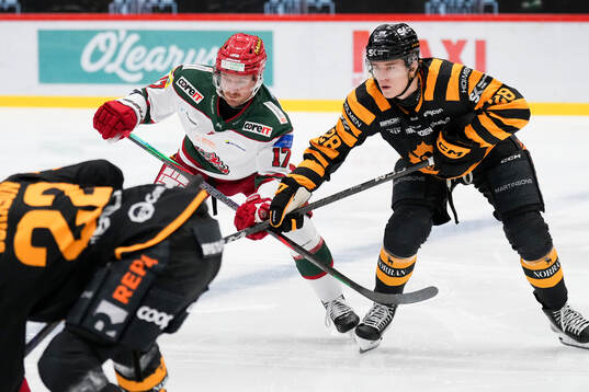 Modos Riley Woods och Skellefteås Michael Brandsegg-Nygård