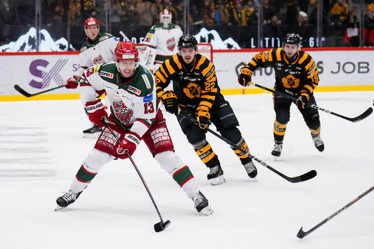 Modos Tyler Benson och Skellefteås Jonathan Johnson