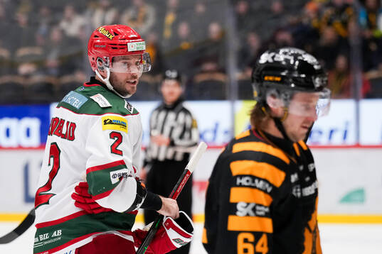 Modos David Rundblad och Skellefteås Jonathan Pudas