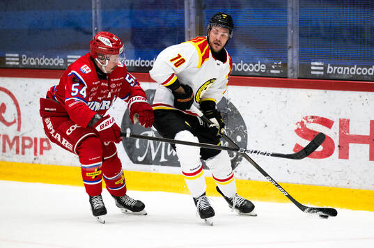 Timrås Jonathan Dahlén och Brynäs Miks Indrasis
