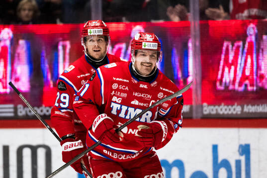 Timrås Anton Lander jublar
