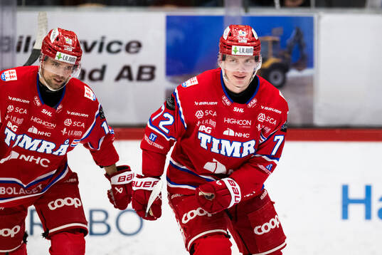 Timrås Erik Walli Walterholm jublar