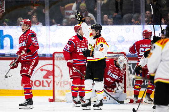 Brynäs Linus Ölund jublar jublar