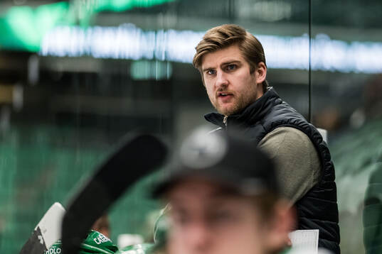 Rögles tränare Adam Bengtsson