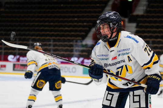 HV71s Rachel Weiss