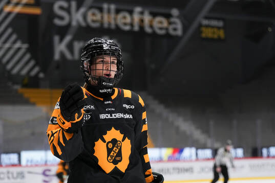 Skellefteås Mikayla Lantto jublar