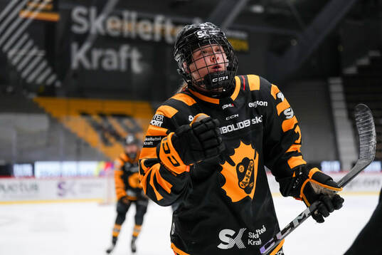 Skellefteås Marah Wagner jublar