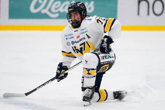 HV71s Rachel Weiss