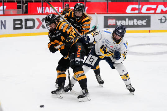 Skellefteås Nicoline Söndergaard Jensen och HV71s Tea