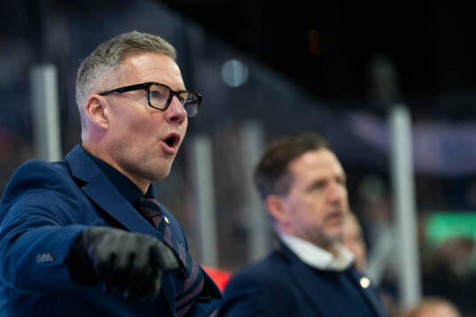 Färjestads assisterande tränare Johan Hedberg