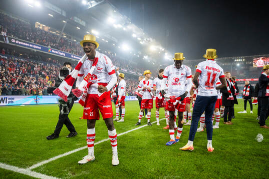 Maxwell Woledzi of Fredrikstad celebrates