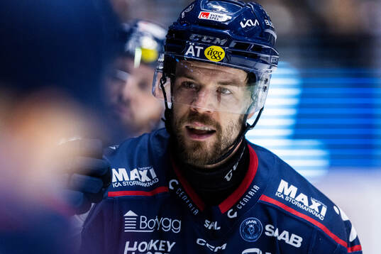Linköpings Oscar Fantenberg jublar