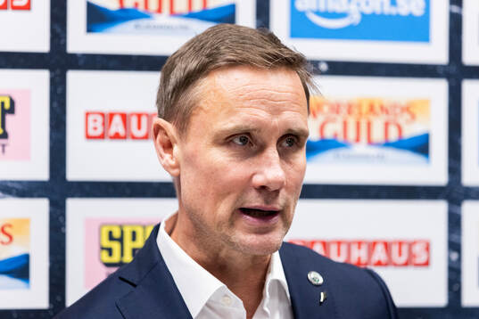Frölundas tränare Roger Rönnberg på presskonferensen