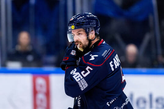 Linköpings Oscar Fantenberg deppar