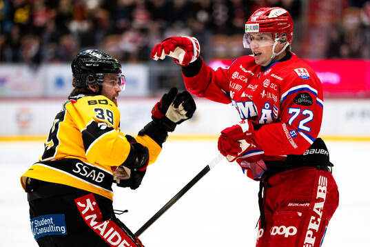 Timrås Erik Walli Walterholm och Luleås Pontus Själin