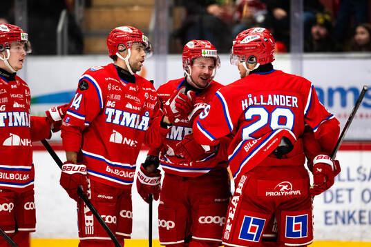 Timrås Jonathan Dahlén jublar
