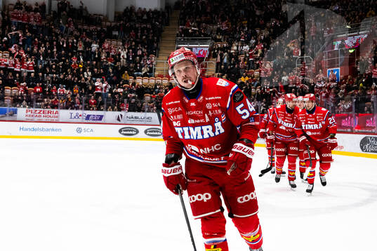 Timrås Jonathan Dahlén jublar