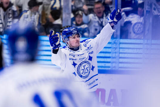 Leksands Marcus Karlberg jublar