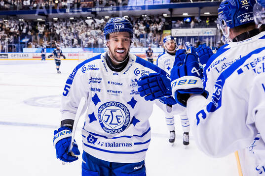 Leksands Max Veronneau jublar