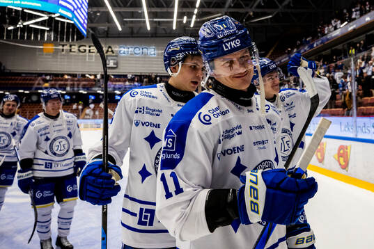Leksands Martin Karlsson  jublar