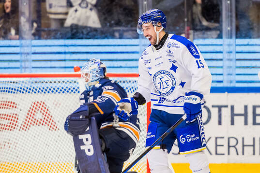 Leksands Max Veronneau jublar