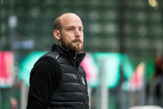 Rögles tränare Julius Falkenbäck Bergkvist